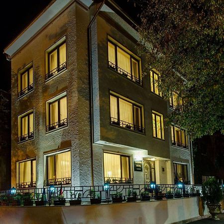 Vila Paris Boutique Hotel Bukarest Exteriör bild