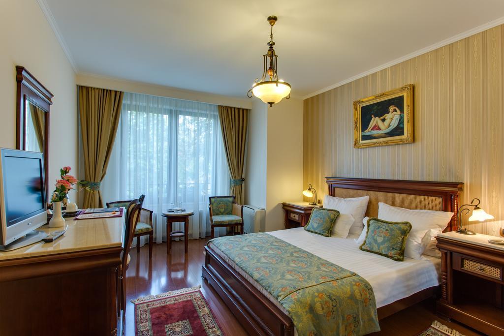 Vila Paris Boutique Hotel Bukarest Rum bild